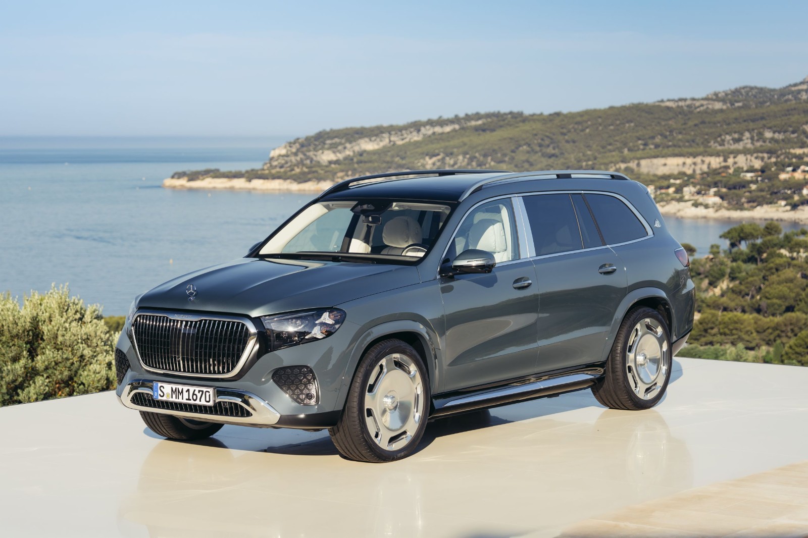 Mercedes-Maybach Swaps Its GLS Flagship's Heart for a New Twin-Turbo V8