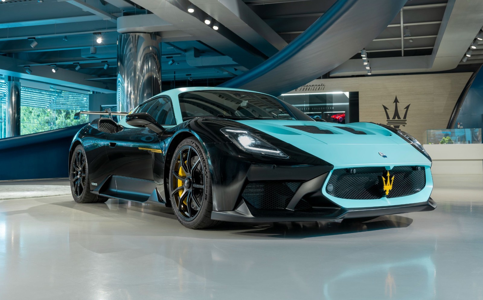 Maserati Revives Its Spa-Winning MC12 Livery On A One-Off GT2 Stradale