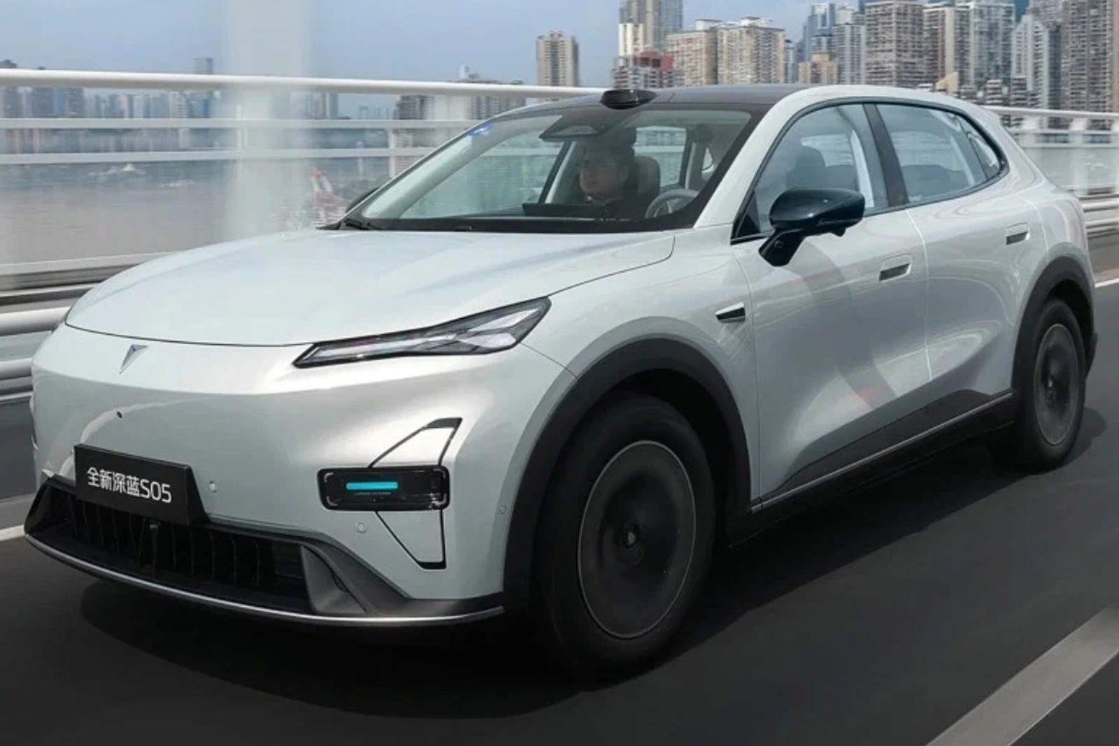 Deepal S05 Gets a Quiet Facelift With More Tech and Cleaner Details