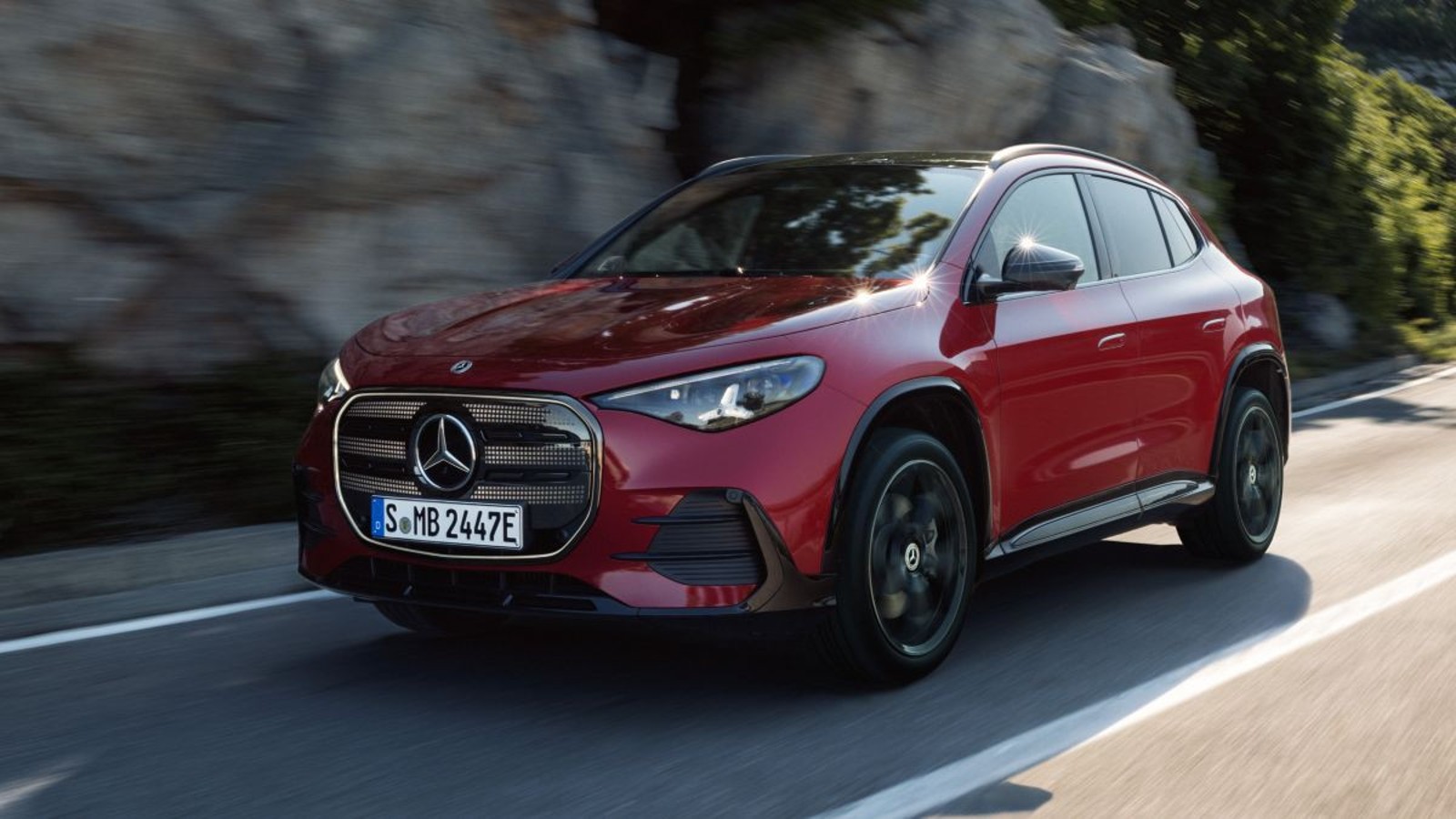 Mercedes-Benz Goes All-Electric First With Redesigned GLA Crossover