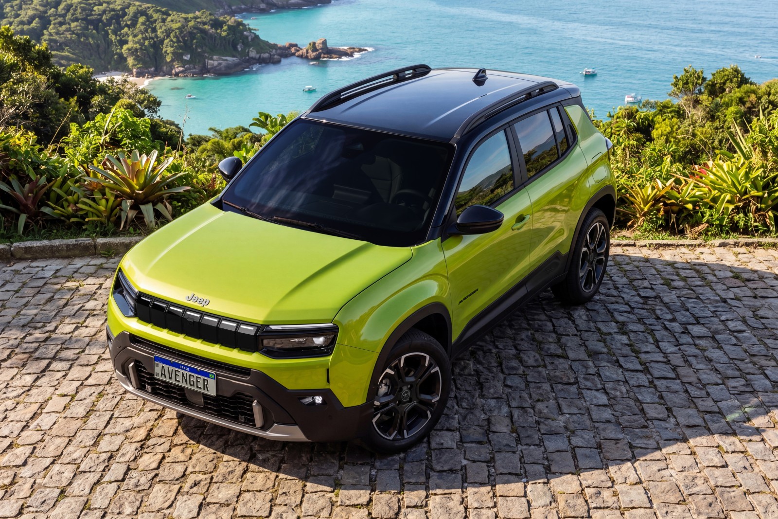 Jeep Avenger Expands Beyond Europe With a New Facelift