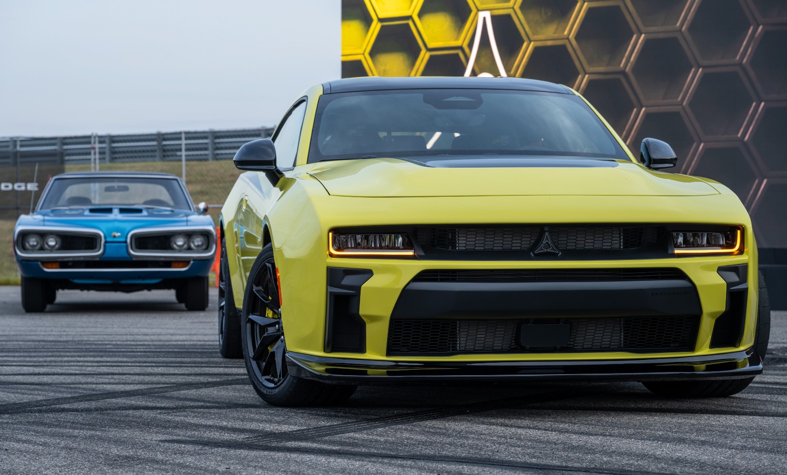 Twin-Turbo Six Revives Dodge's Super Bee Nameplate With 608 Horsepower
