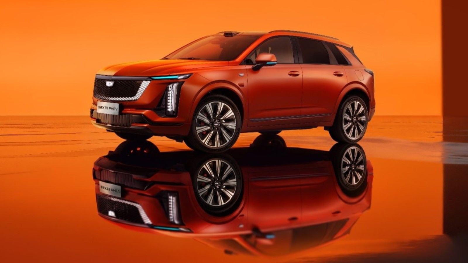 China's Cadillac XT5 Gains Plug-In Power, Lidar and a Fresh Face