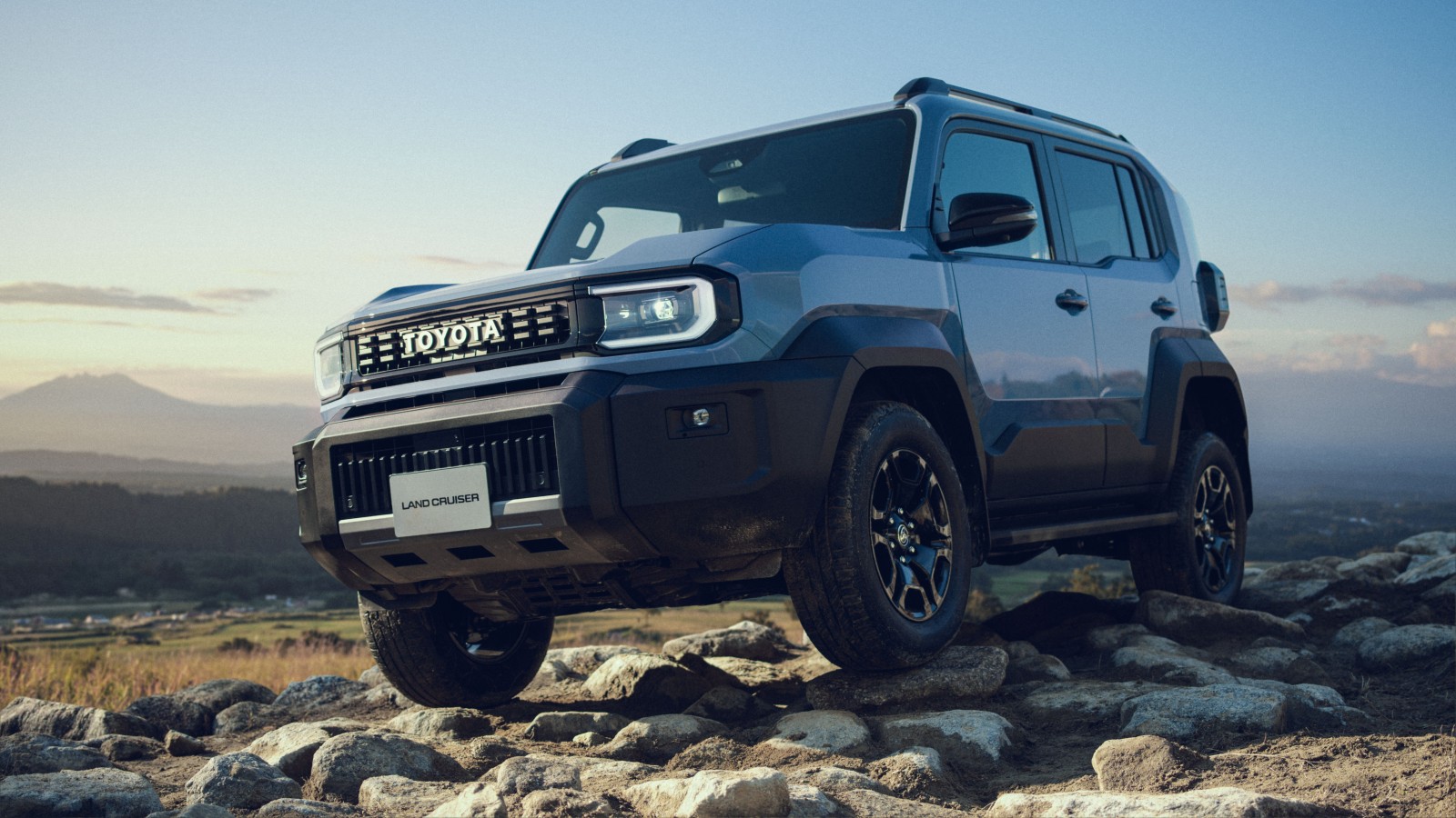 Toyota Land Cruiser FJ Debuts in Japan as a More Compact Off-Roader