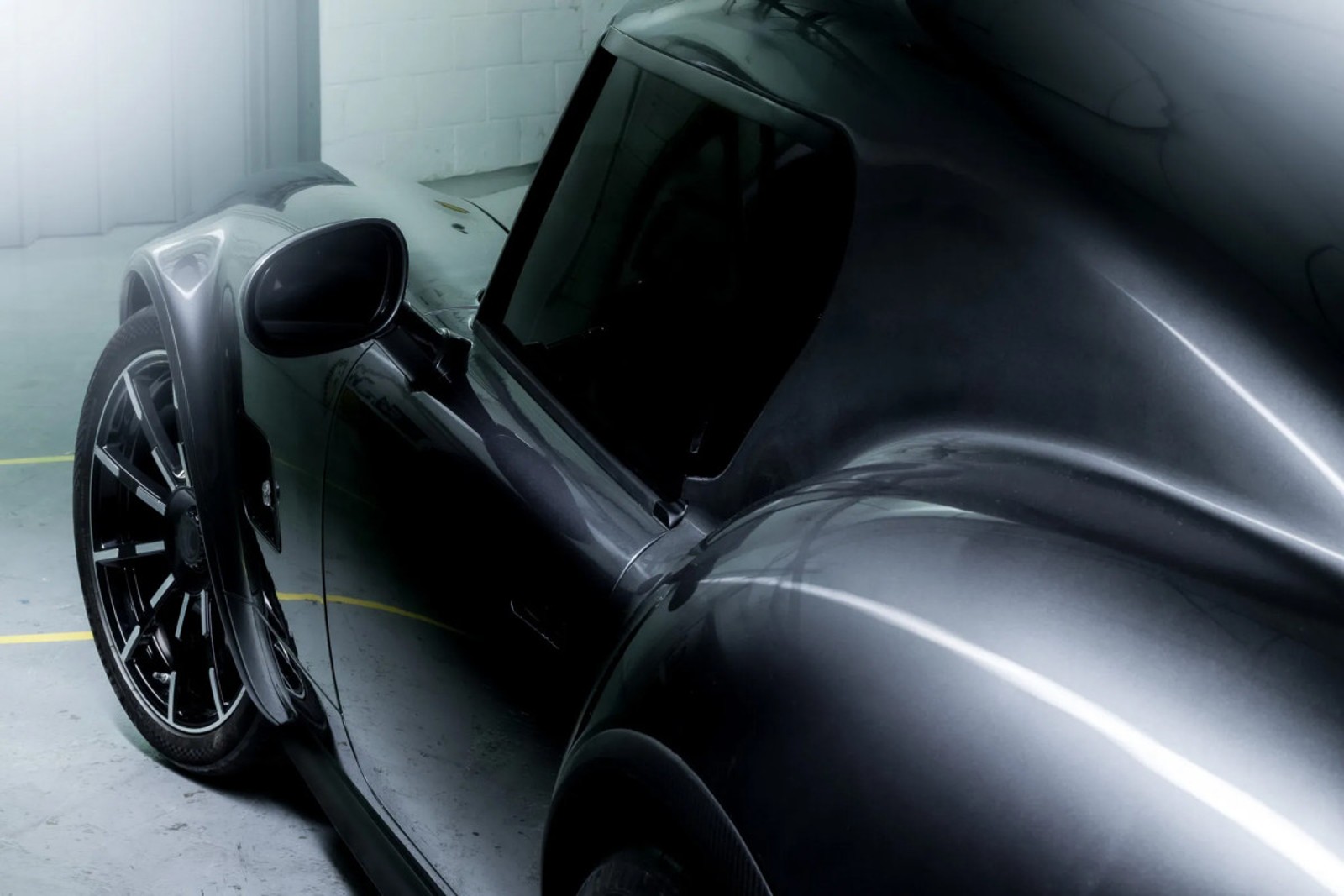 AC Cobra GT Coupe Turns the Classic Cobra Formula Into a Carbon-Bodied Hardtop