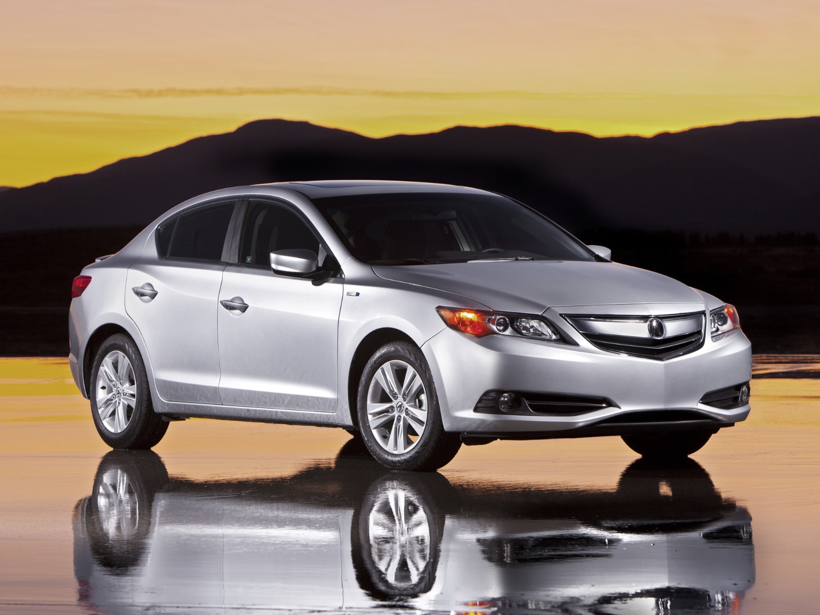 Acura ILX Hybrid