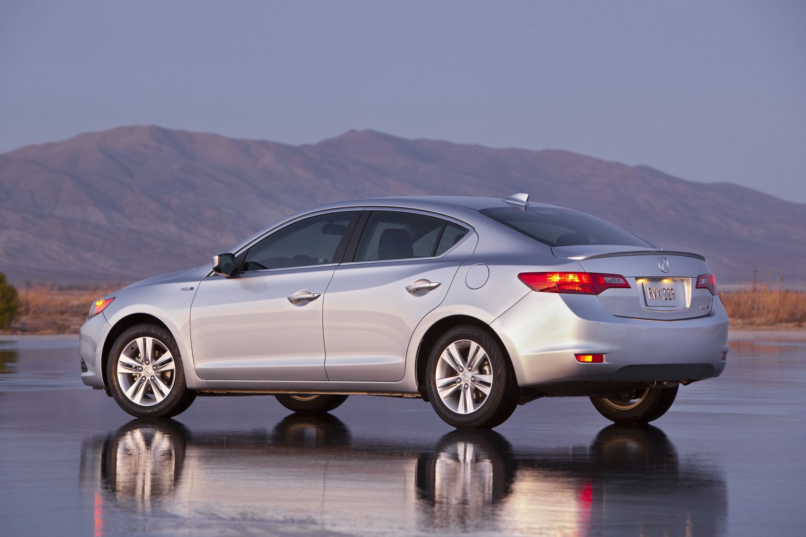 Acura ILX Hybrid