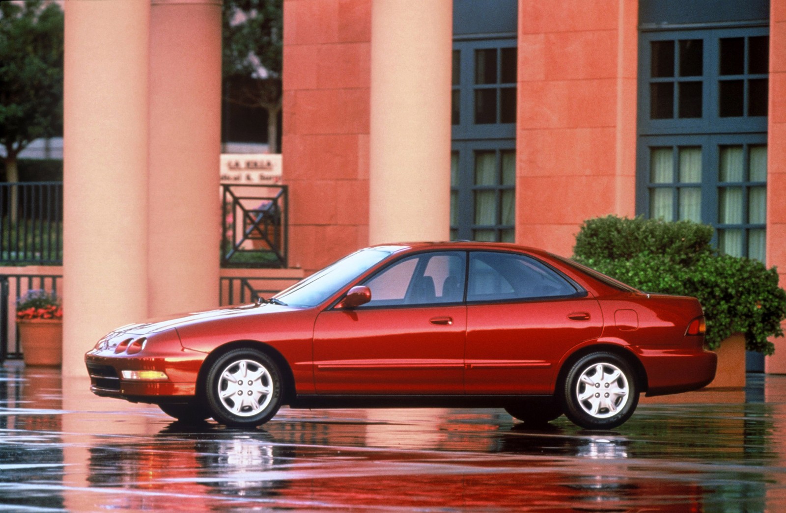 Acura Integra Base