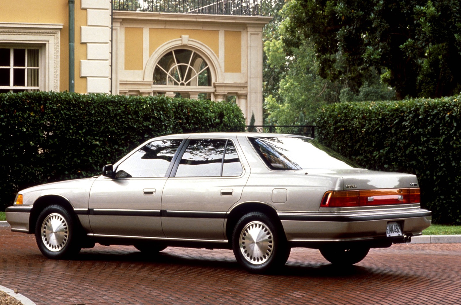 Acura Legend Base