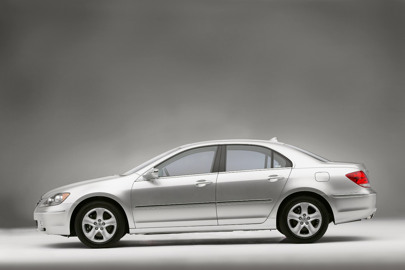 Acura RL Base
