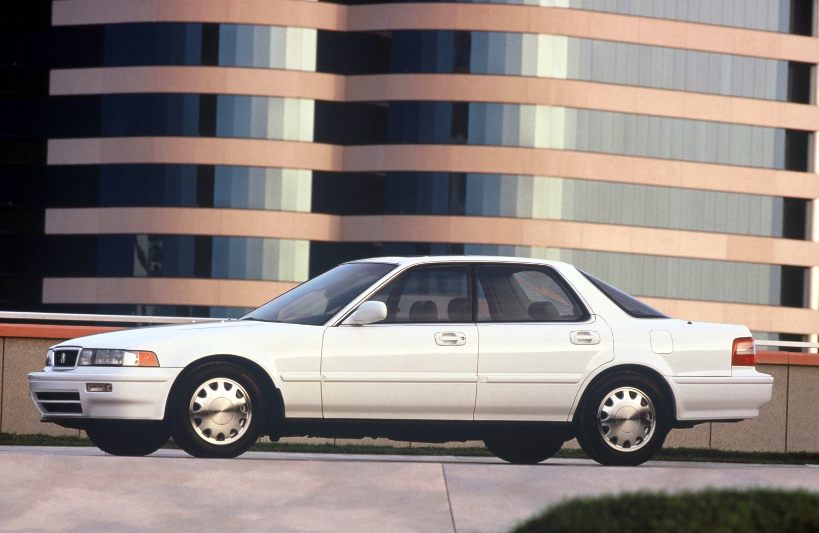Acura Vigor Base