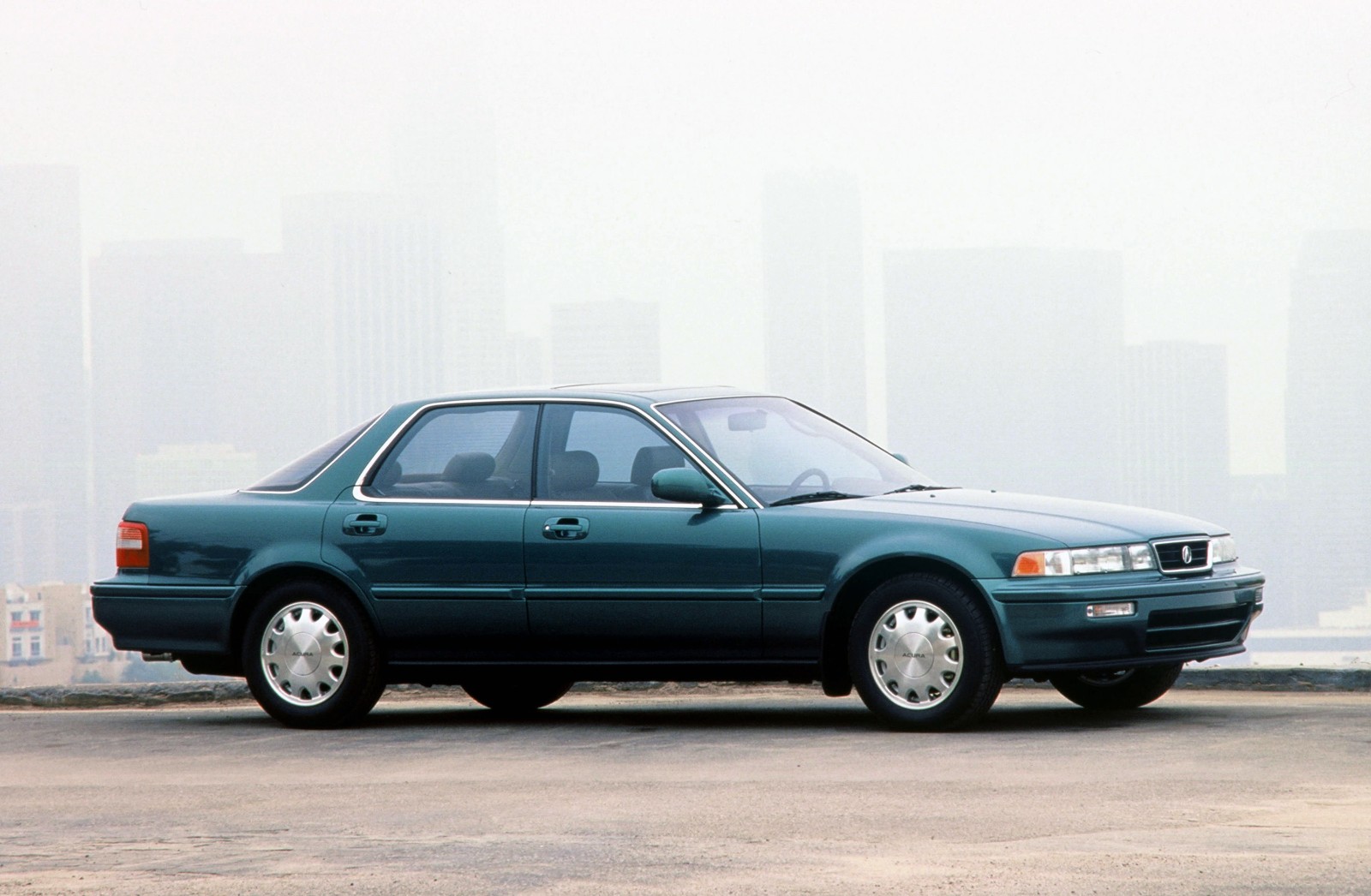 Acura Vigor Base