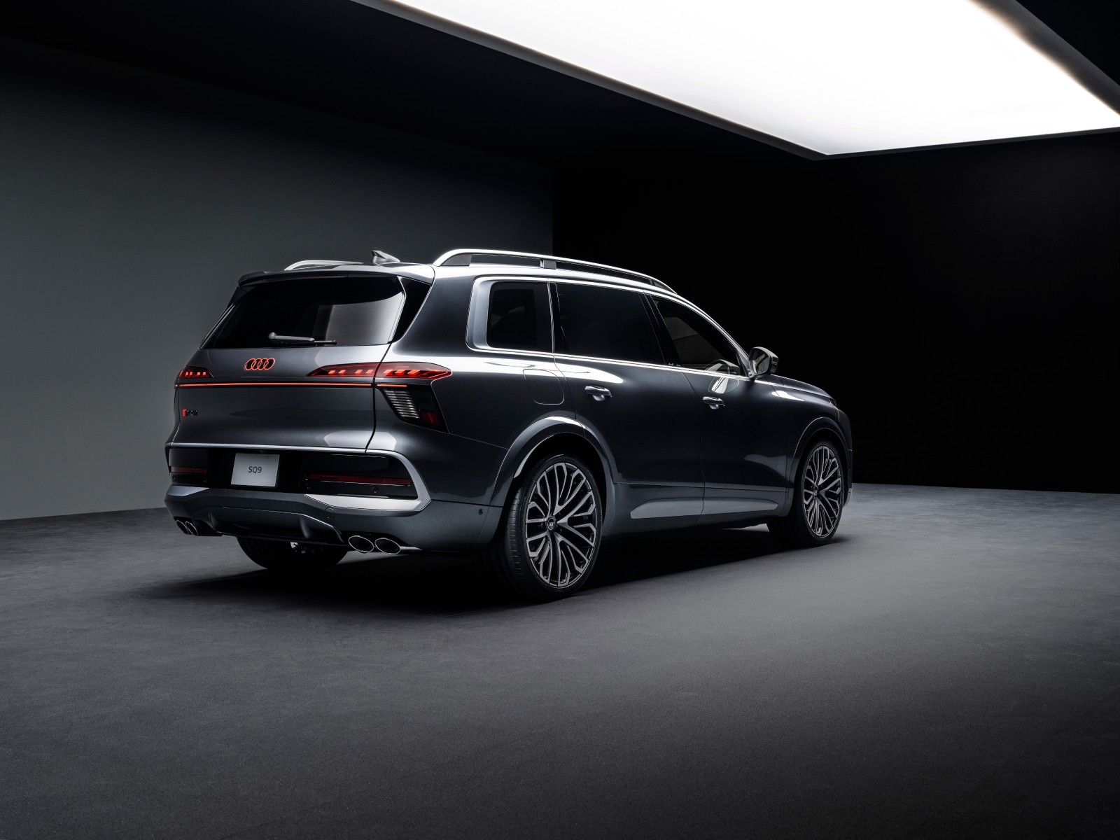 Audi Q9 SQ9