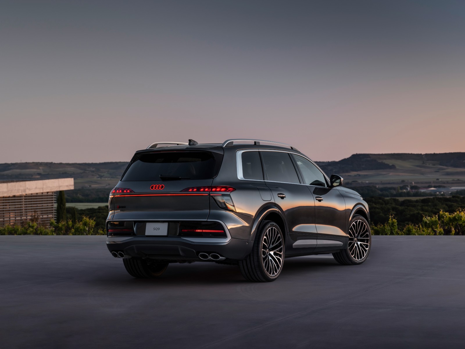Audi Q9 SQ9