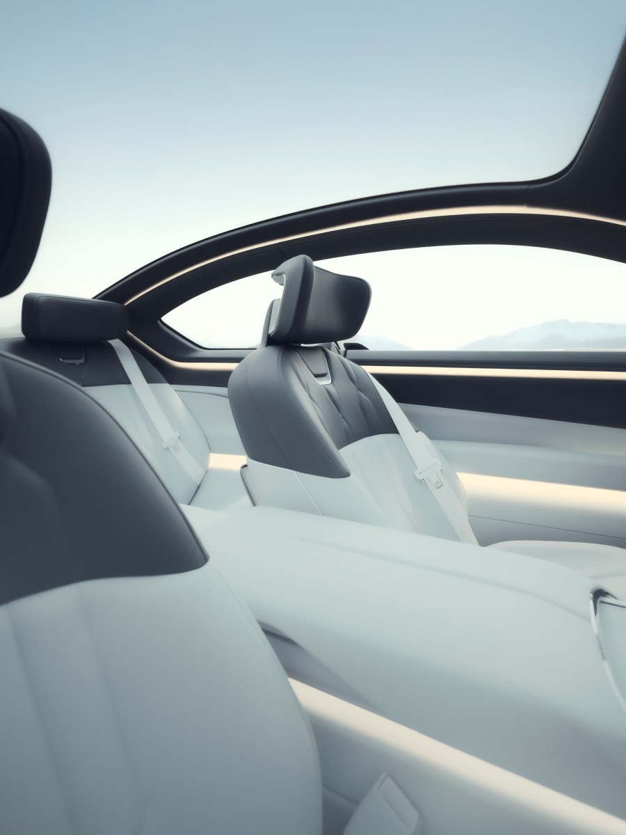 Vision BMW Alpina Previews a New Grand Touring Future