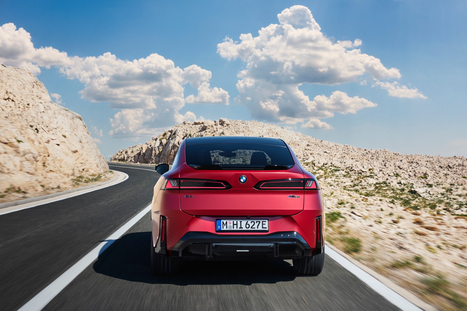 BMW iX4 M60 xDrive