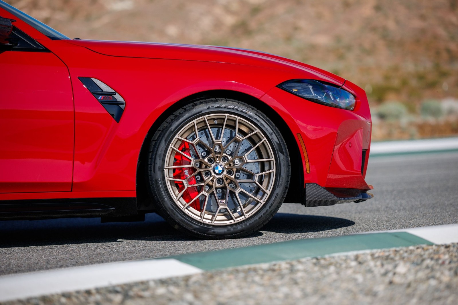BMW M3 CS Handschalter Sends Off the G80 M3 With a Manual Gearbox