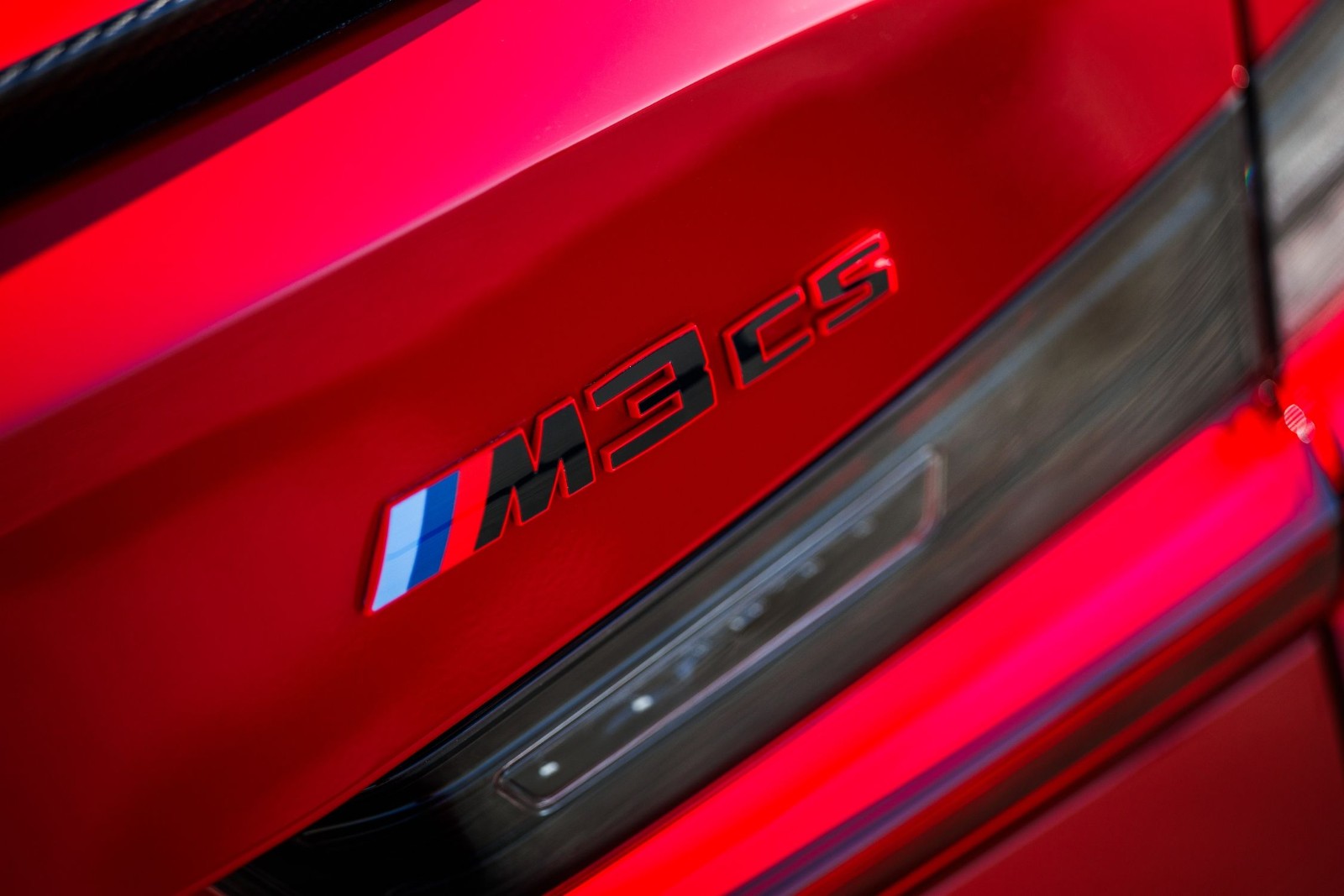 BMW M3 CS Handschalter Sends Off the G80 M3 With a Manual Gearbox