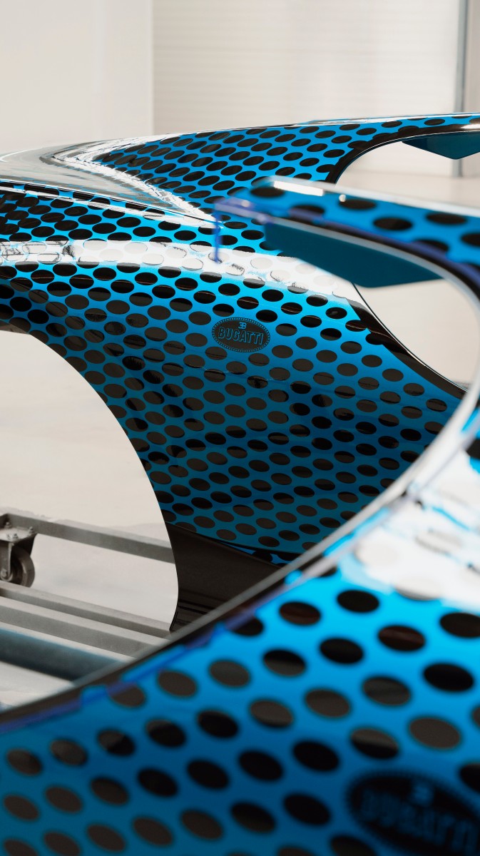 Bugatti W16 Mistral Fly Bug Revealed as a One-Off Sur Mesure Roadster