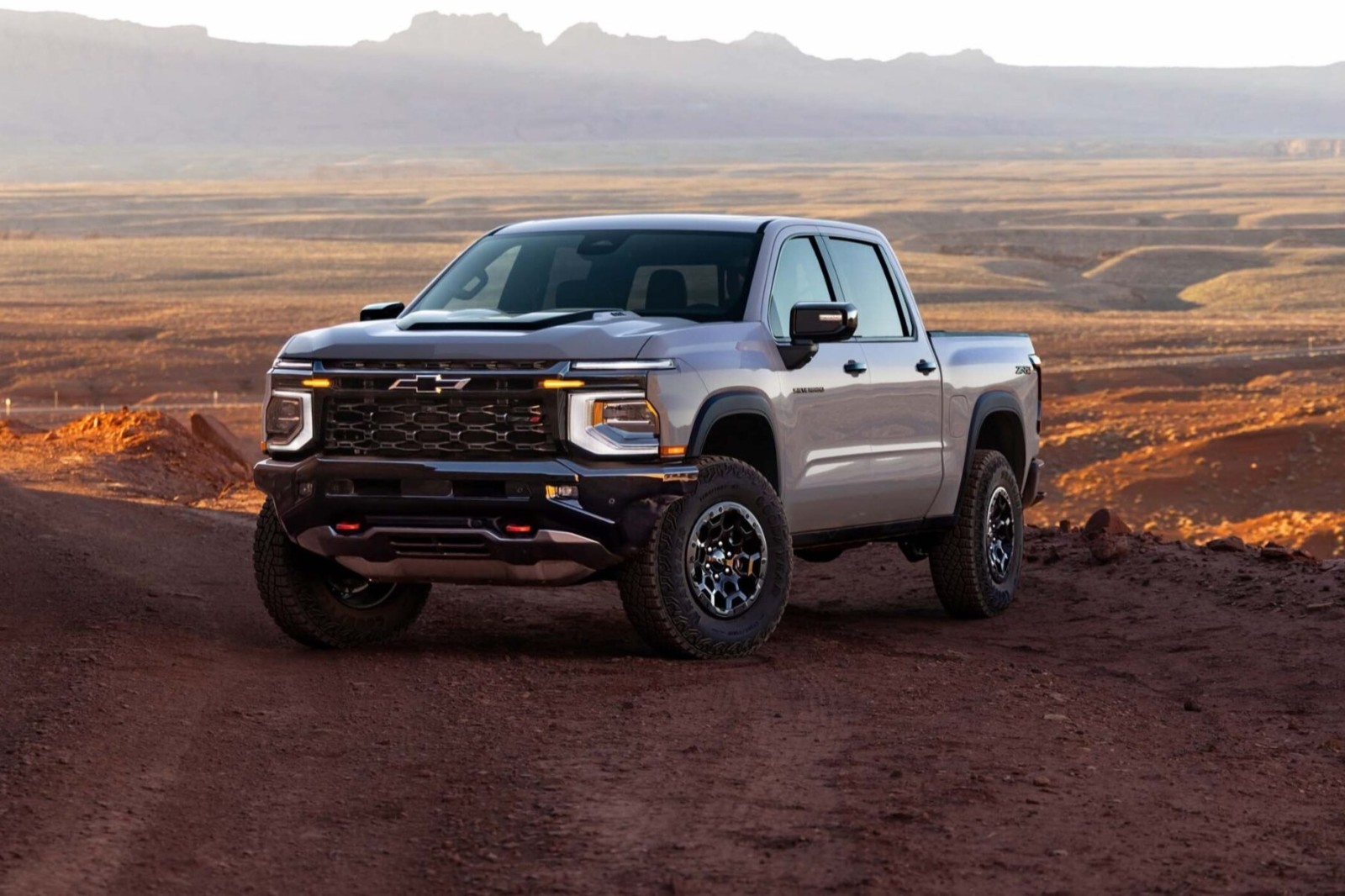 Chevy Bets Big on V8s for the 2027 Silverado While Rivals Go Turbo