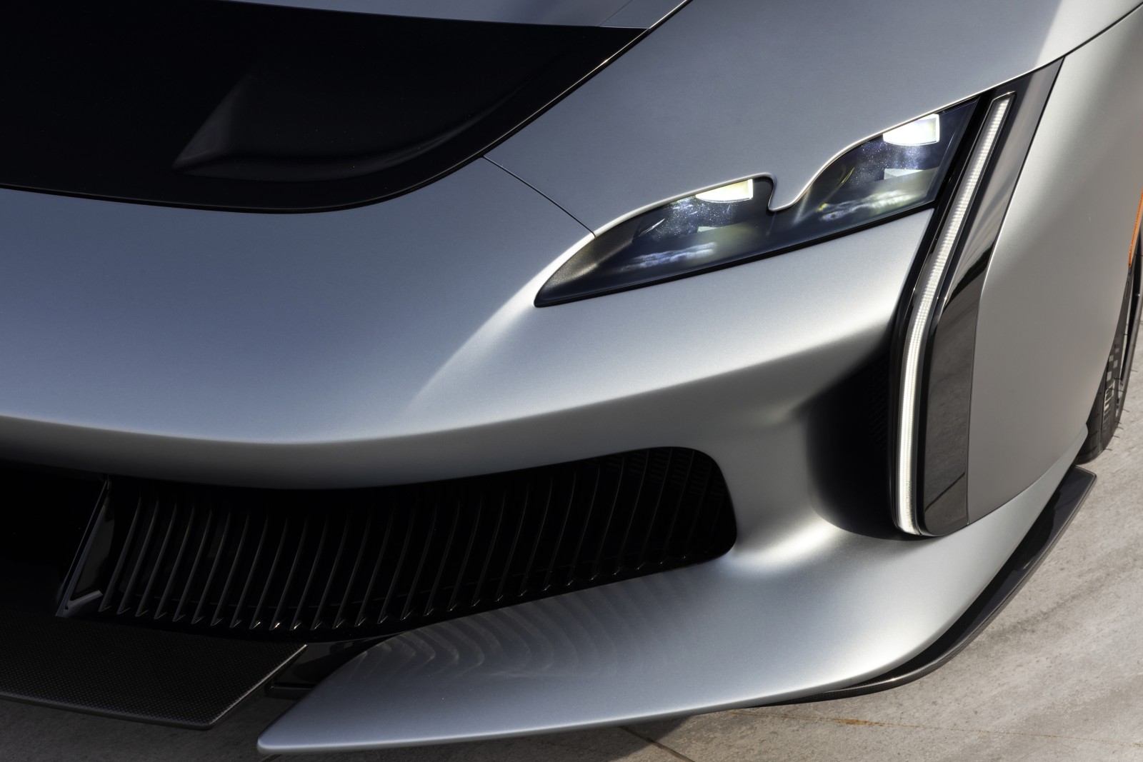 Ferrari HC25 Debuts as a One-Off V8 Roadster Based on the F8 Spider