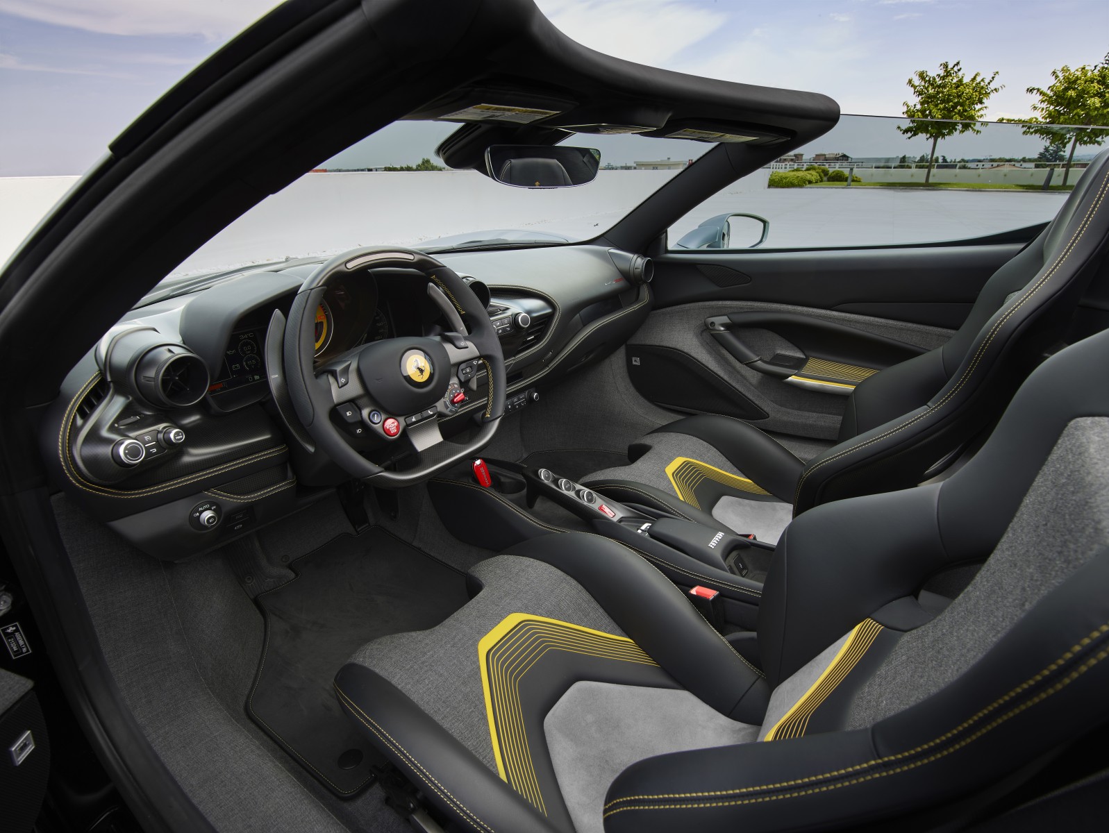 Ferrari HC25 Debuts as a One-Off V8 Roadster Based on the F8 Spider