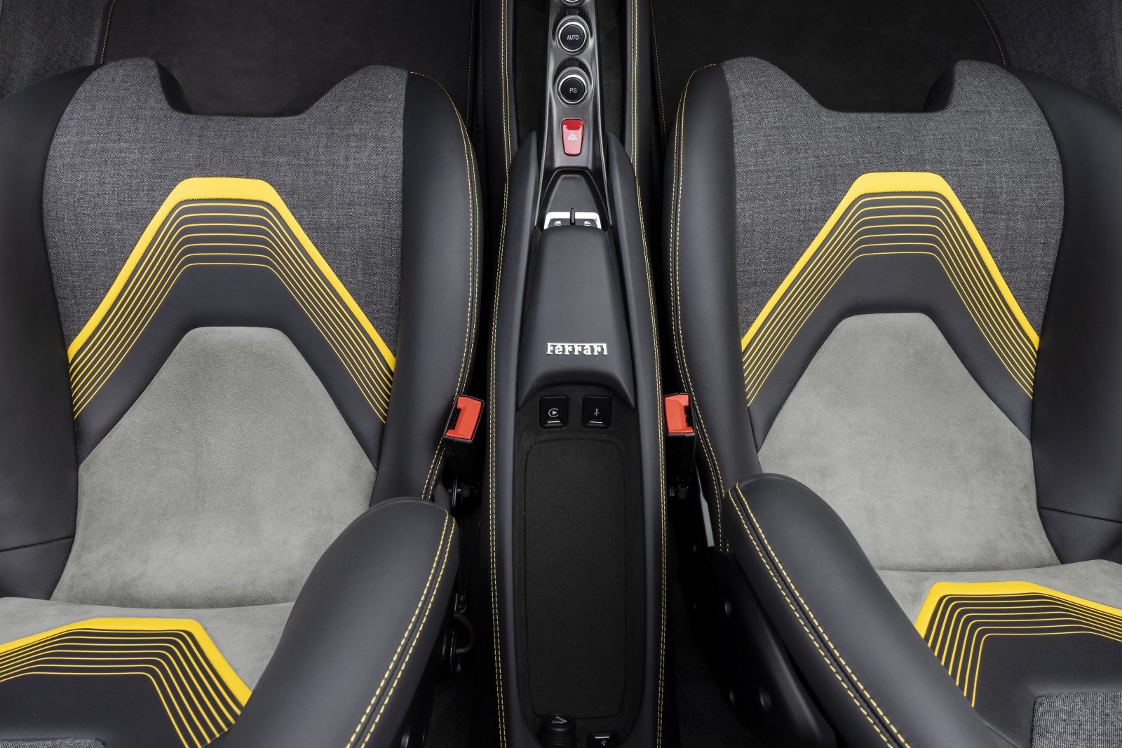 Ferrari HC25 Debuts as a One-Off V8 Roadster Based on the F8 Spider