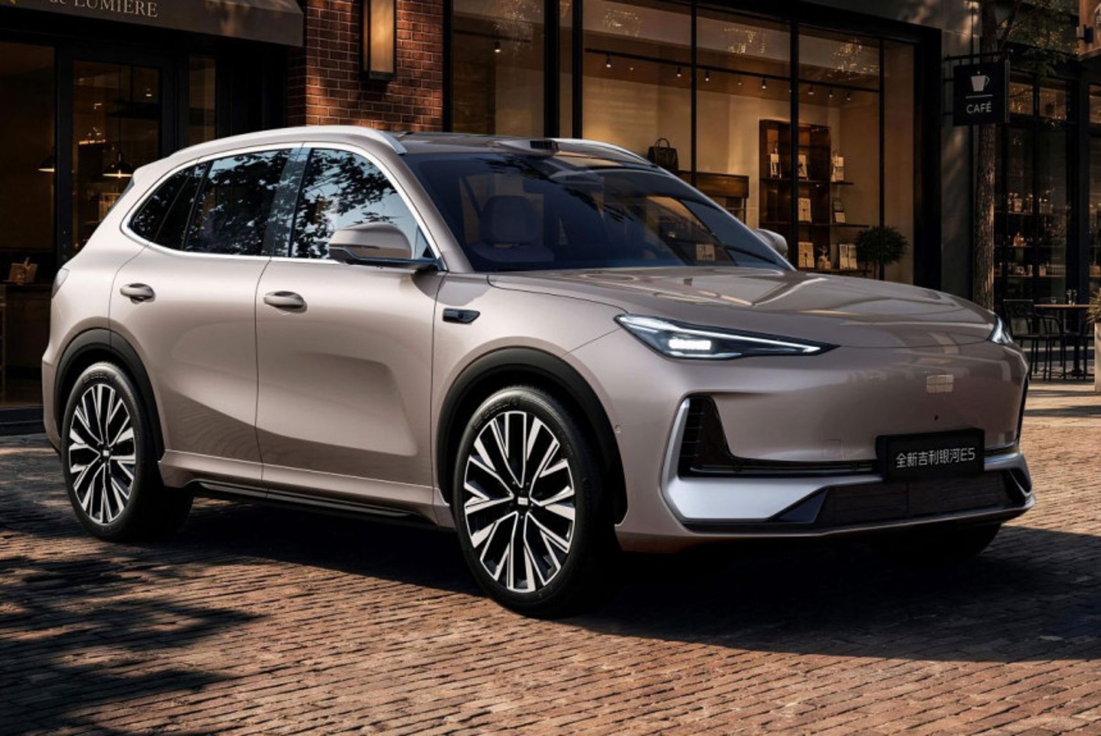 Geely Galaxy E5
