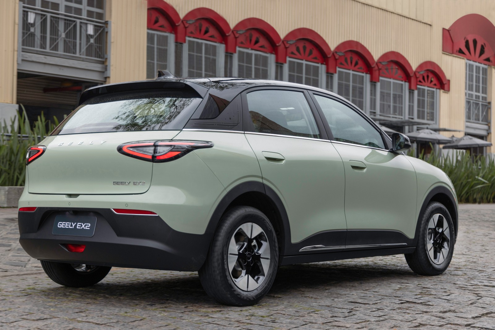 Geely EX2 Base