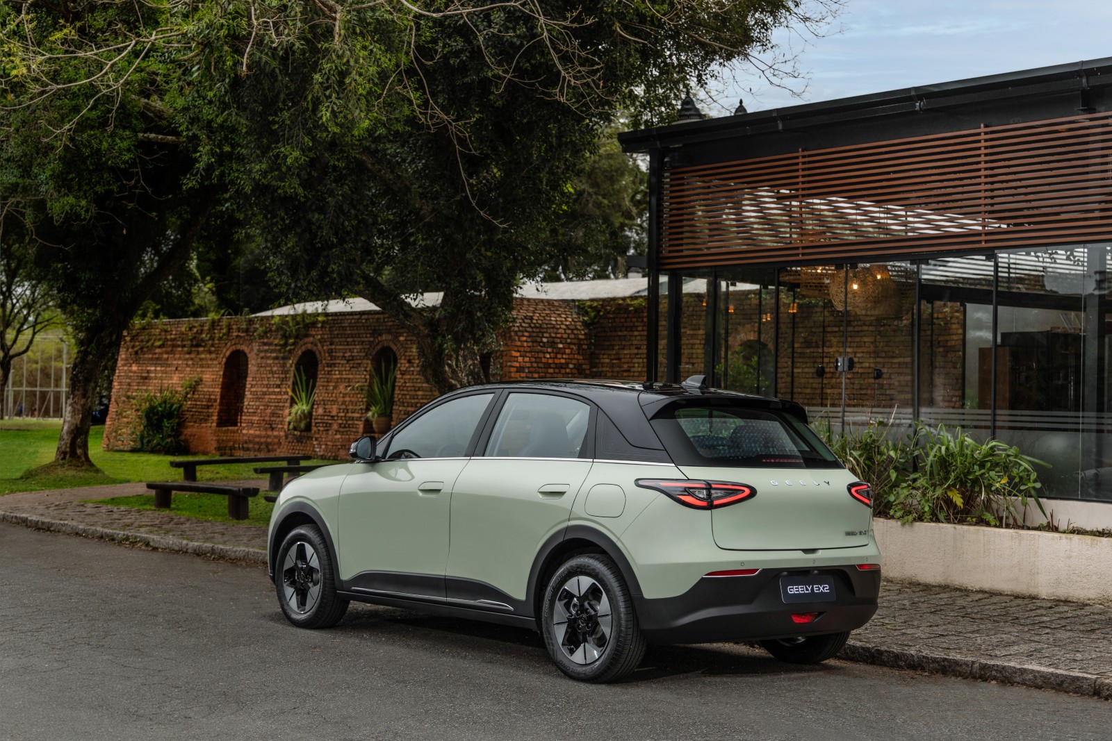 Geely EX2 Base