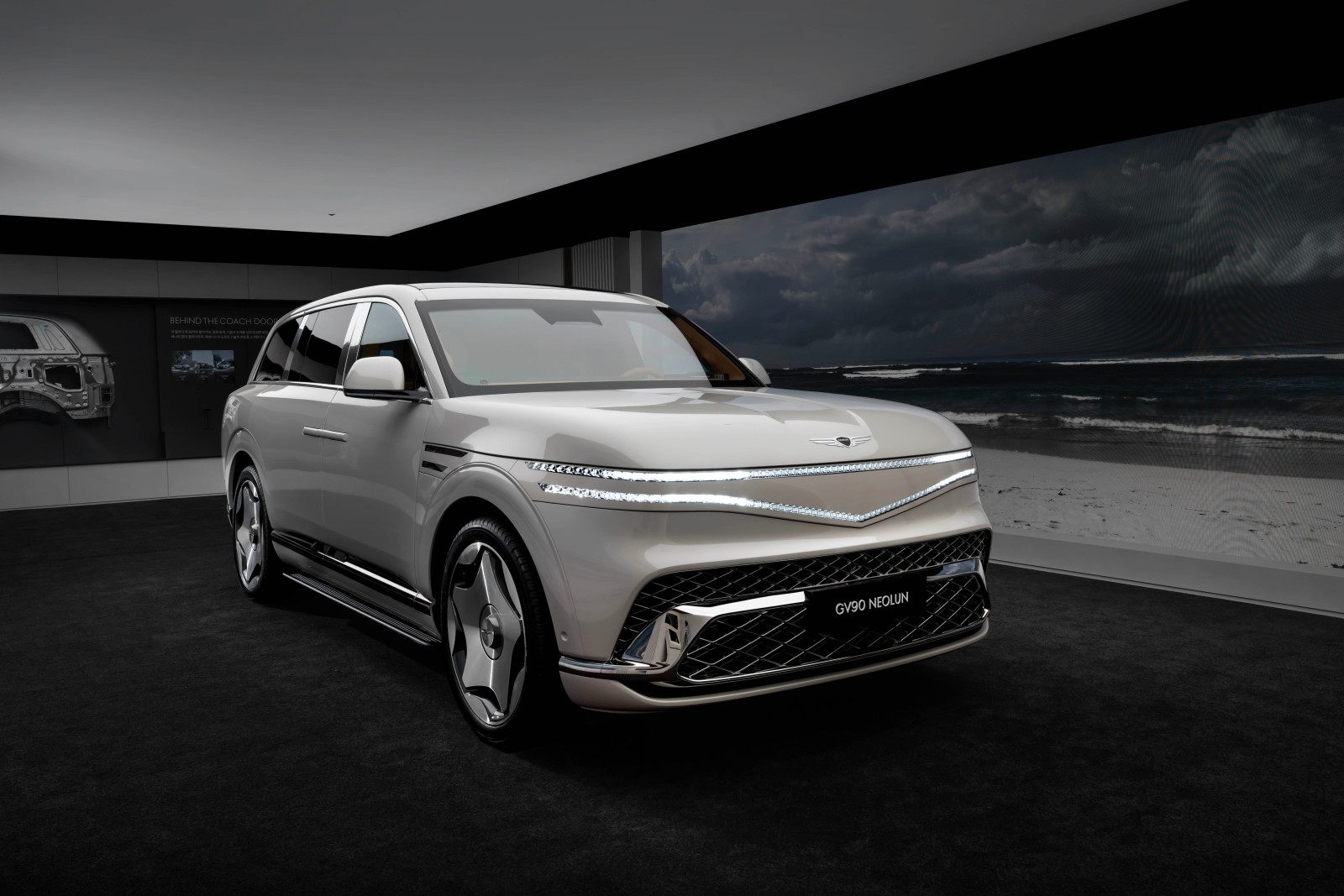 Genesis GV90 Neolun