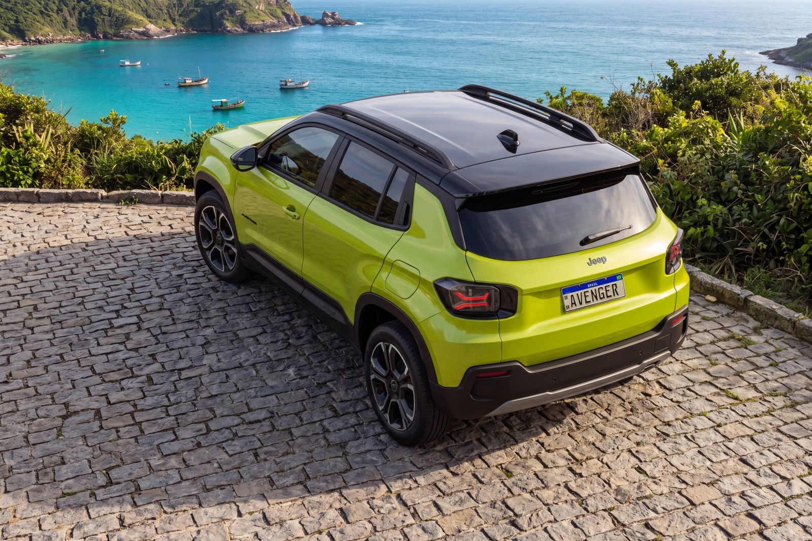 Jeep Avenger Expands Beyond Europe With a New Facelift
