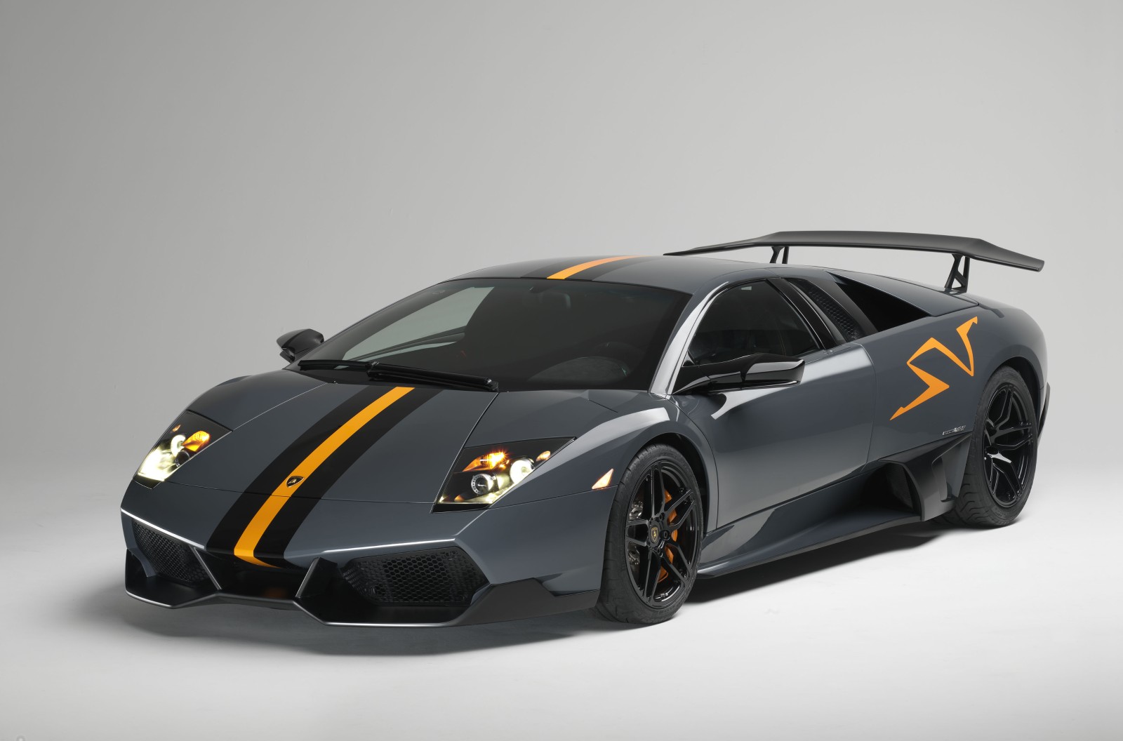 Lamborghini Murcielago LP 670-4 SuperVeloce "China Limited Edition"