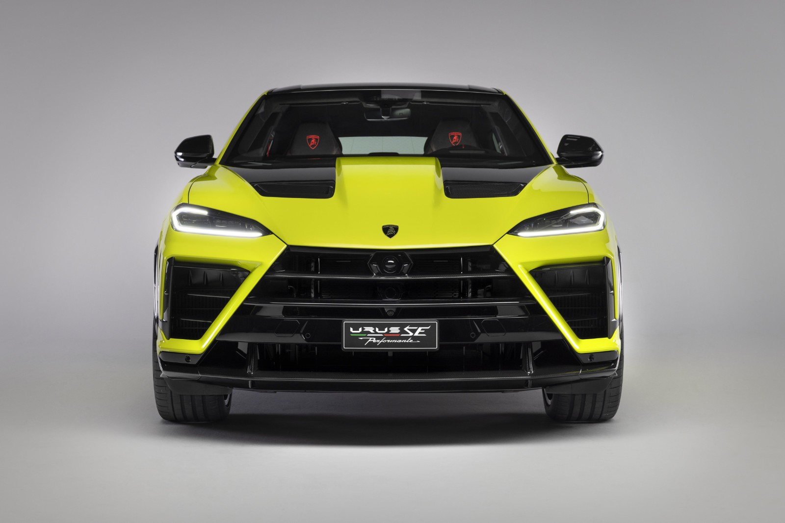Lamborghini's Hybrid Urus Performante Adds Muscle But Loses the Sprint Advantage