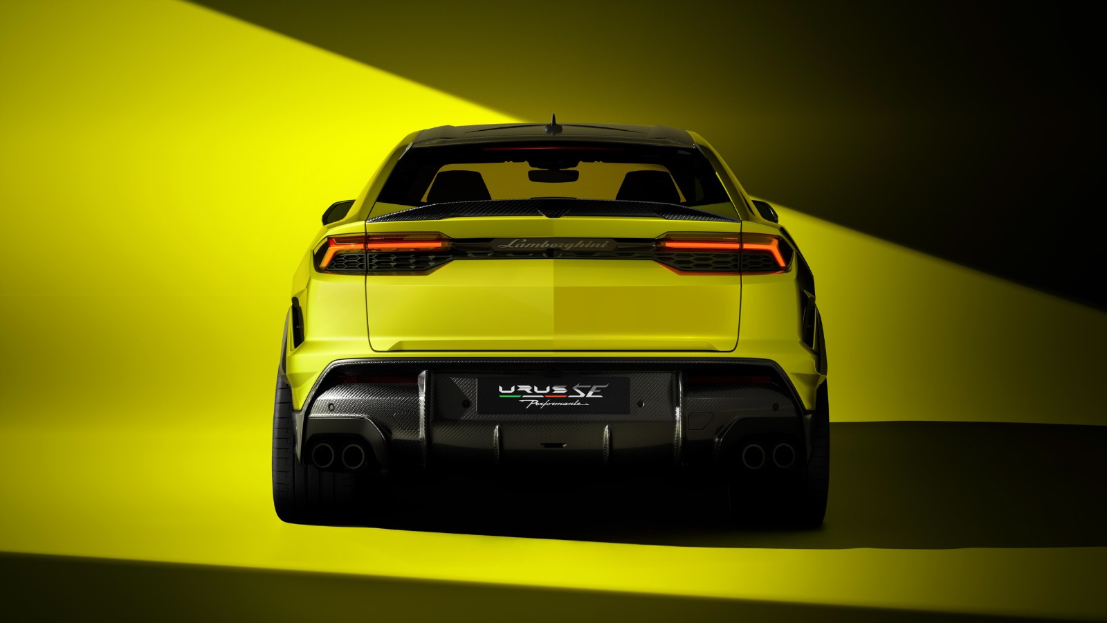 Lamborghini's Hybrid Urus Performante Adds Muscle But Loses the Sprint Advantage