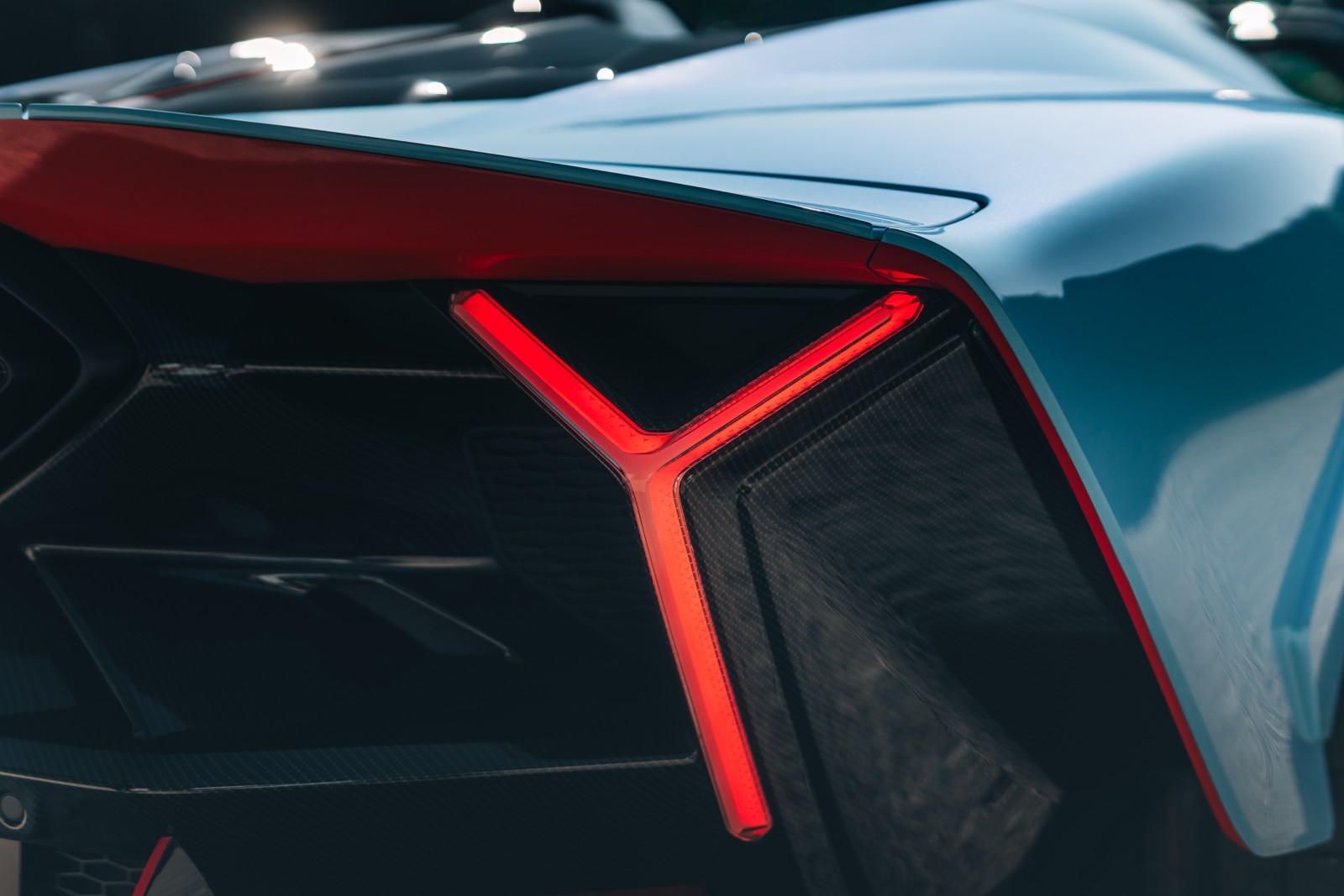 Lamborghini Fenomeno Roadster Revealed as a 1,065 HP Open-Top Collector’s Hypercar