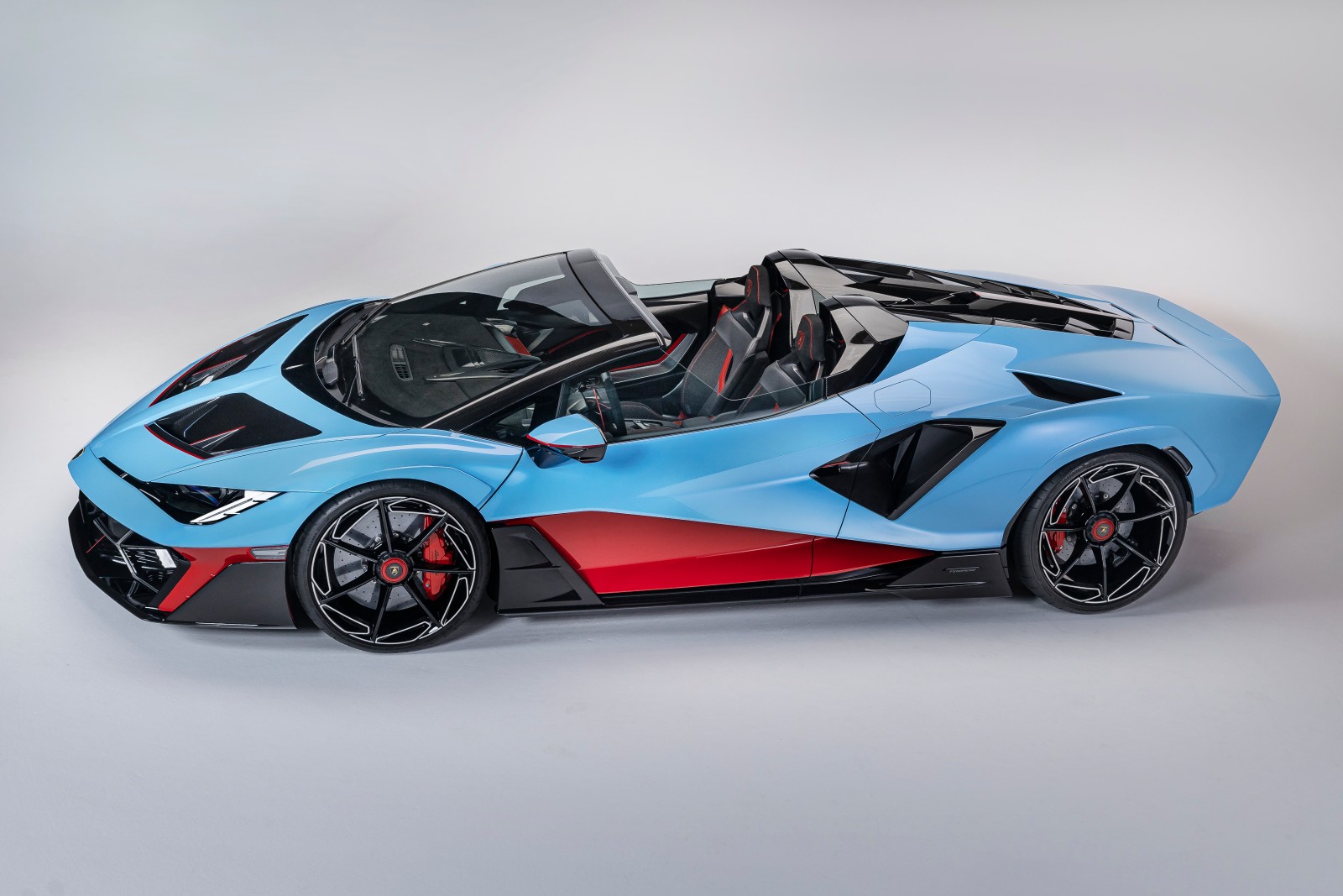 Lamborghini Fenomeno Roadster Revealed as a 1,065 HP Open-Top Collector’s Hypercar