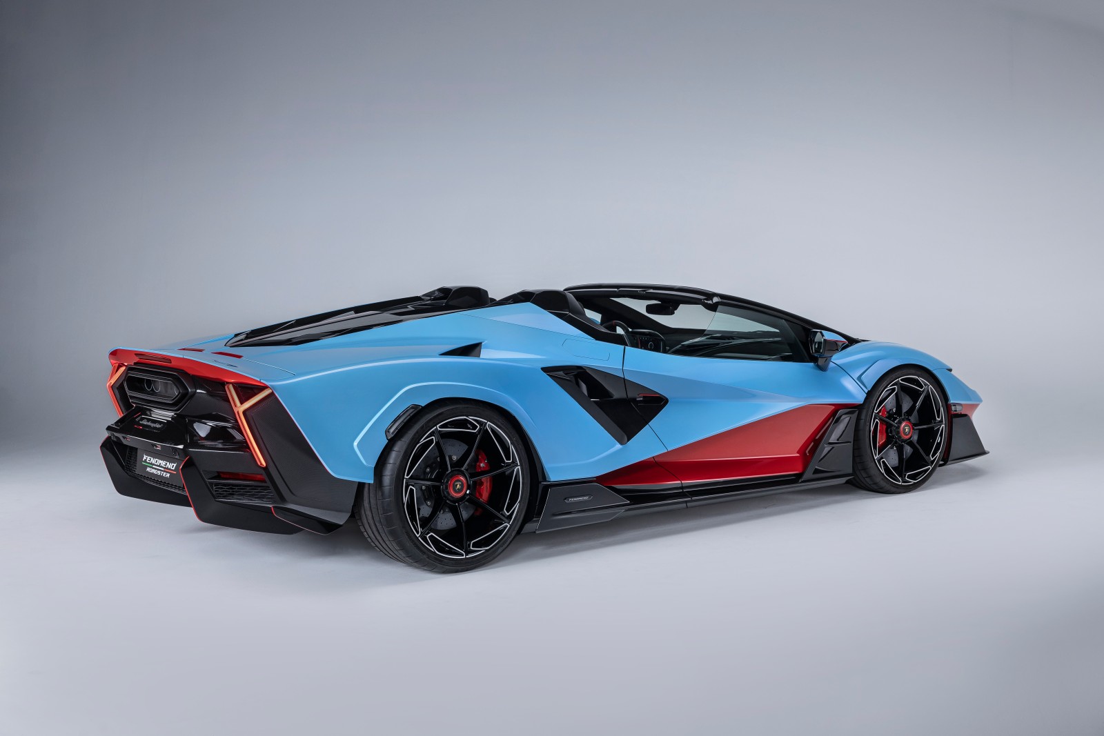 Lamborghini Fenomeno Roadster Revealed as a 1,065 HP Open-Top Collector’s Hypercar