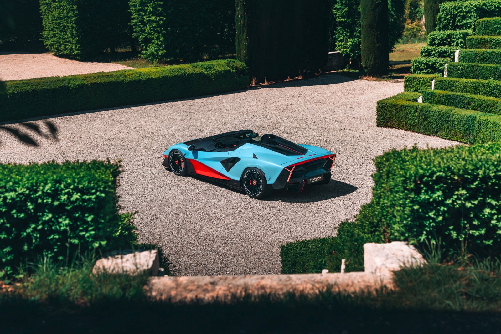 Lamborghini Fenomeno Roadster Revealed as a 1,065 HP Open-Top Collector’s Hypercar