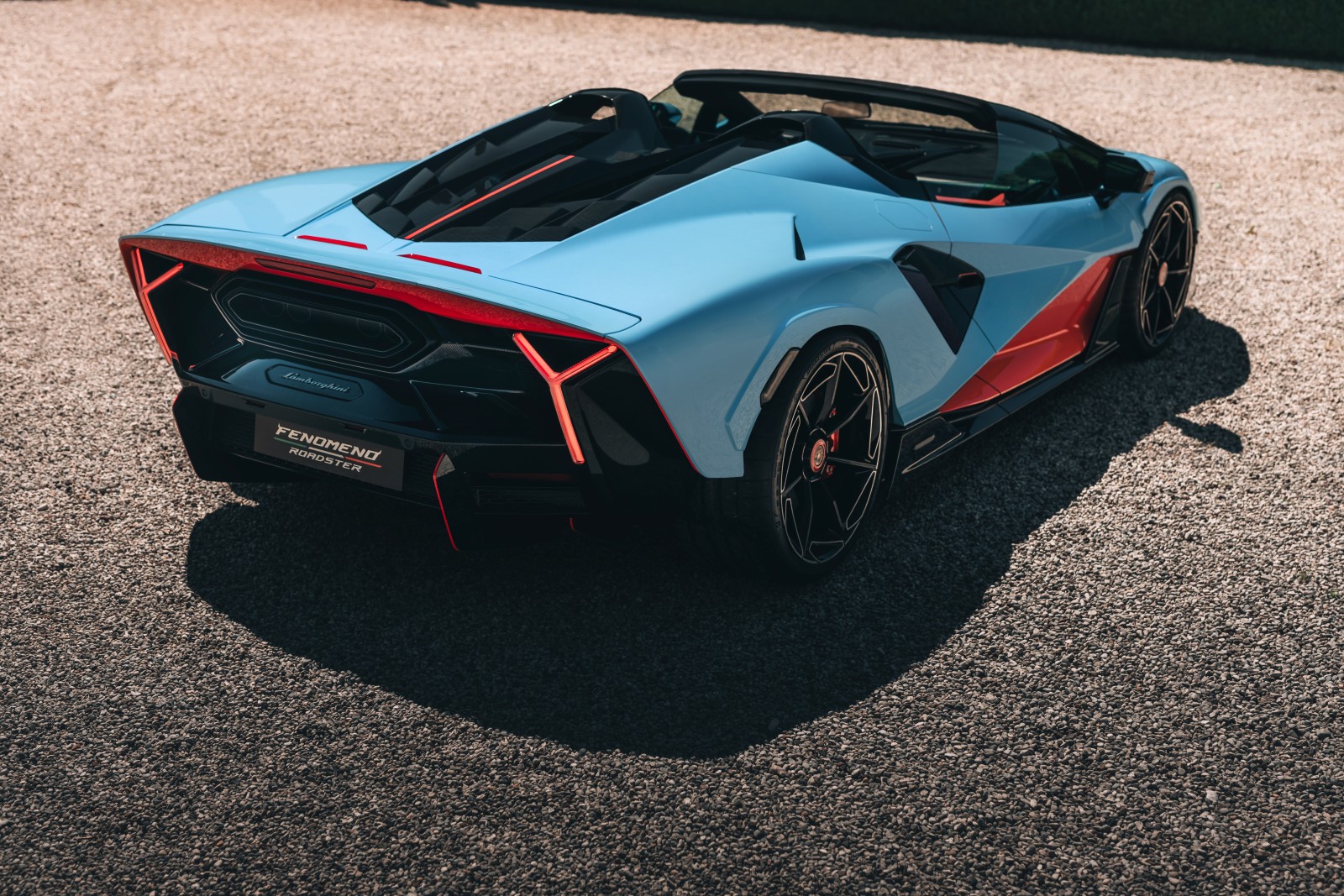Lamborghini Fenomeno Roadster Revealed as a 1,065 HP Open-Top Collector’s Hypercar