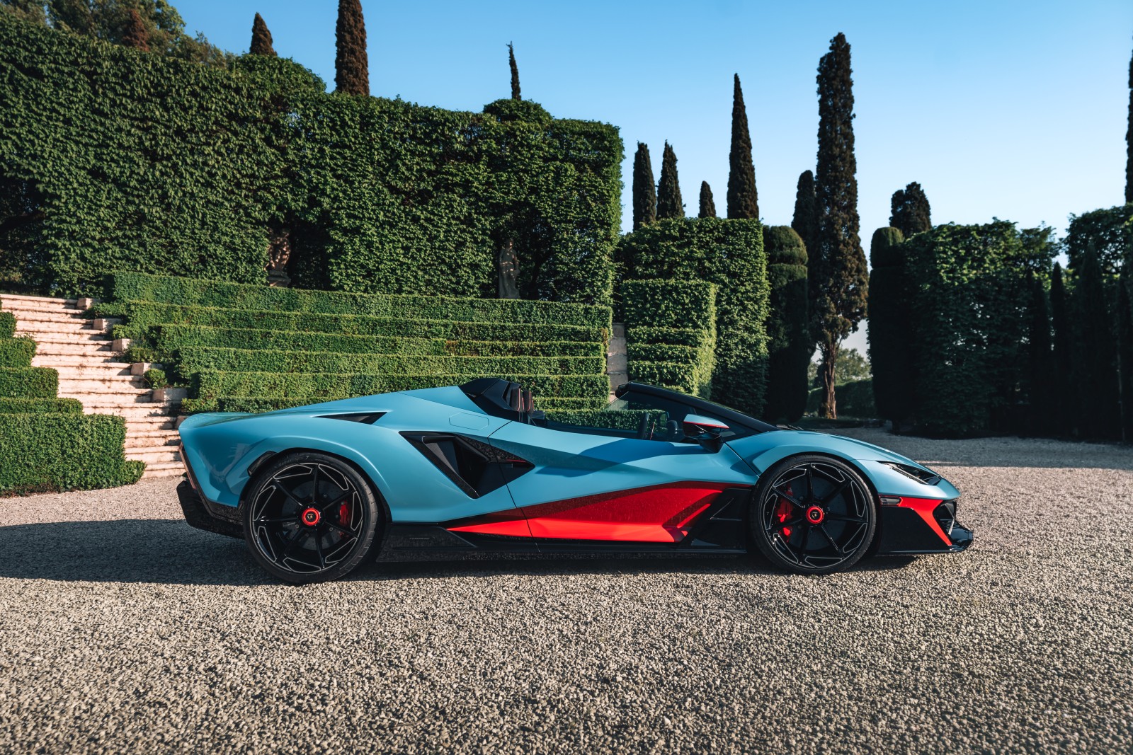 Lamborghini Fenomeno Roadster Revealed as a 1,065 HP Open-Top Collector’s Hypercar