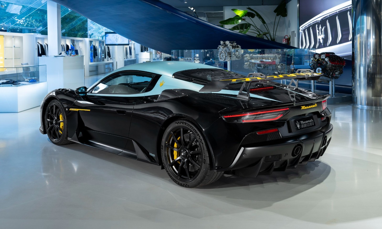 Maserati Revives Its Spa-Winning MC12 Livery On A One-Off GT2 Stradale