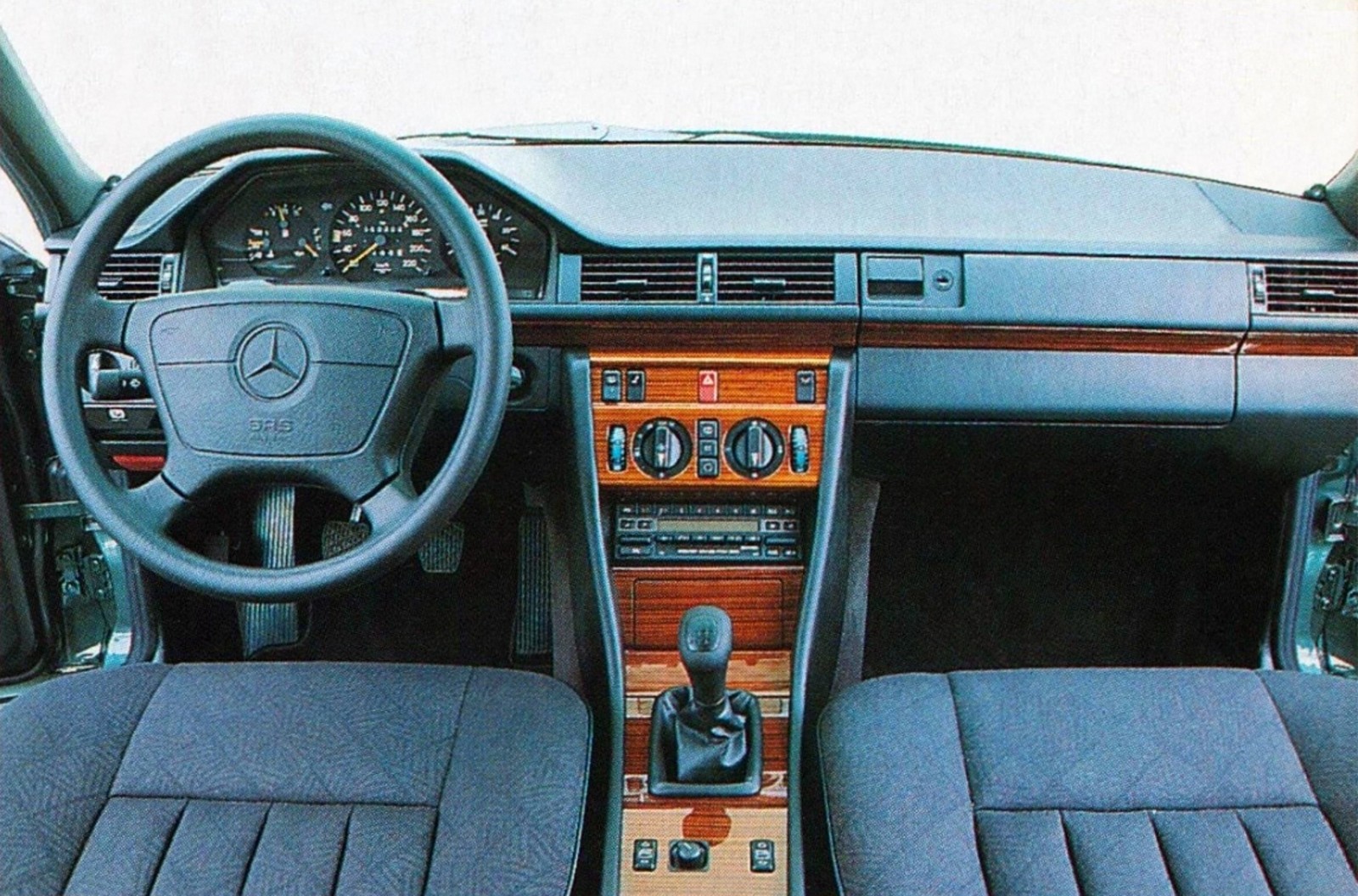 Mercedes-Benz E-class 230 E