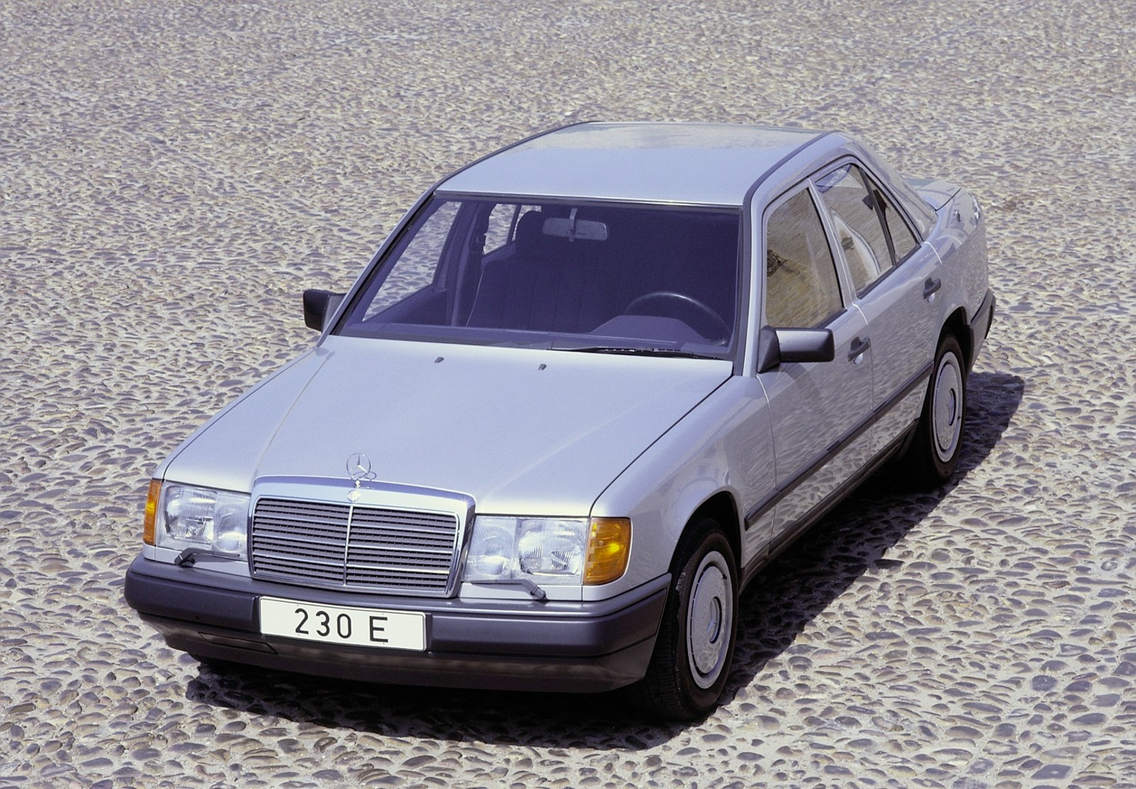 Mercedes-Benz E-class 230 E