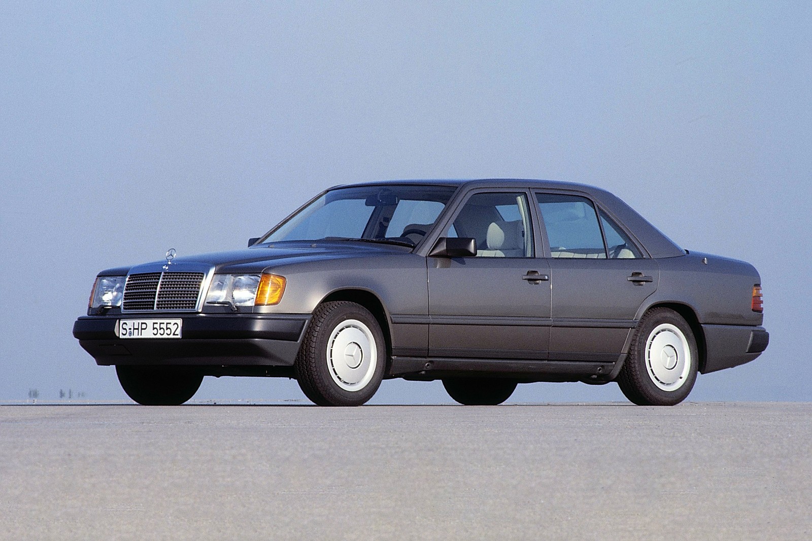 Mercedes-Benz E-class 230 E