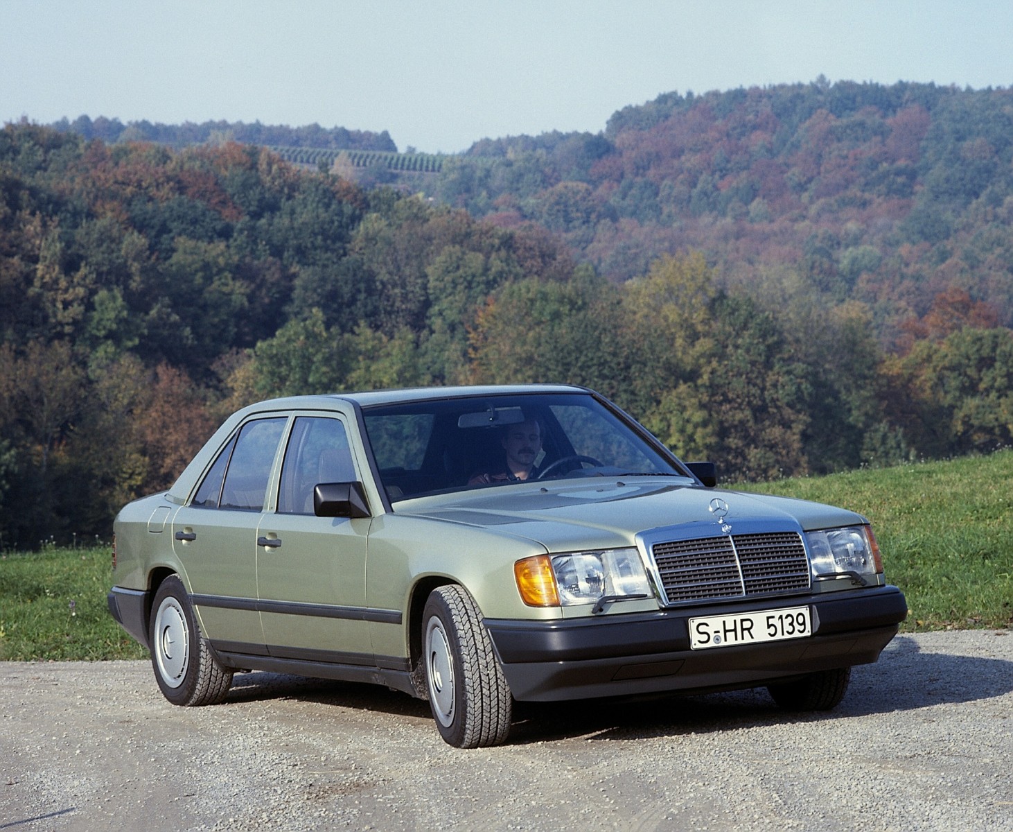 Mercedes-Benz E-class 200 D