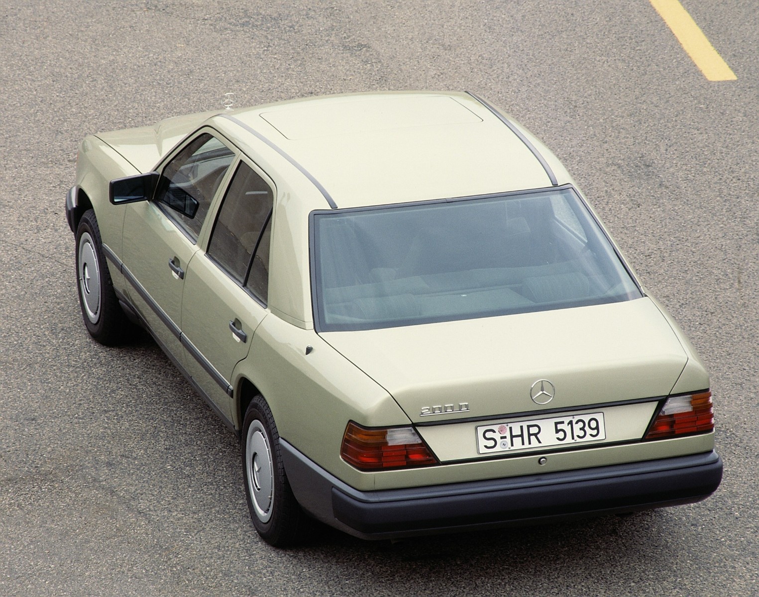 Mercedes-Benz E-class 200 D