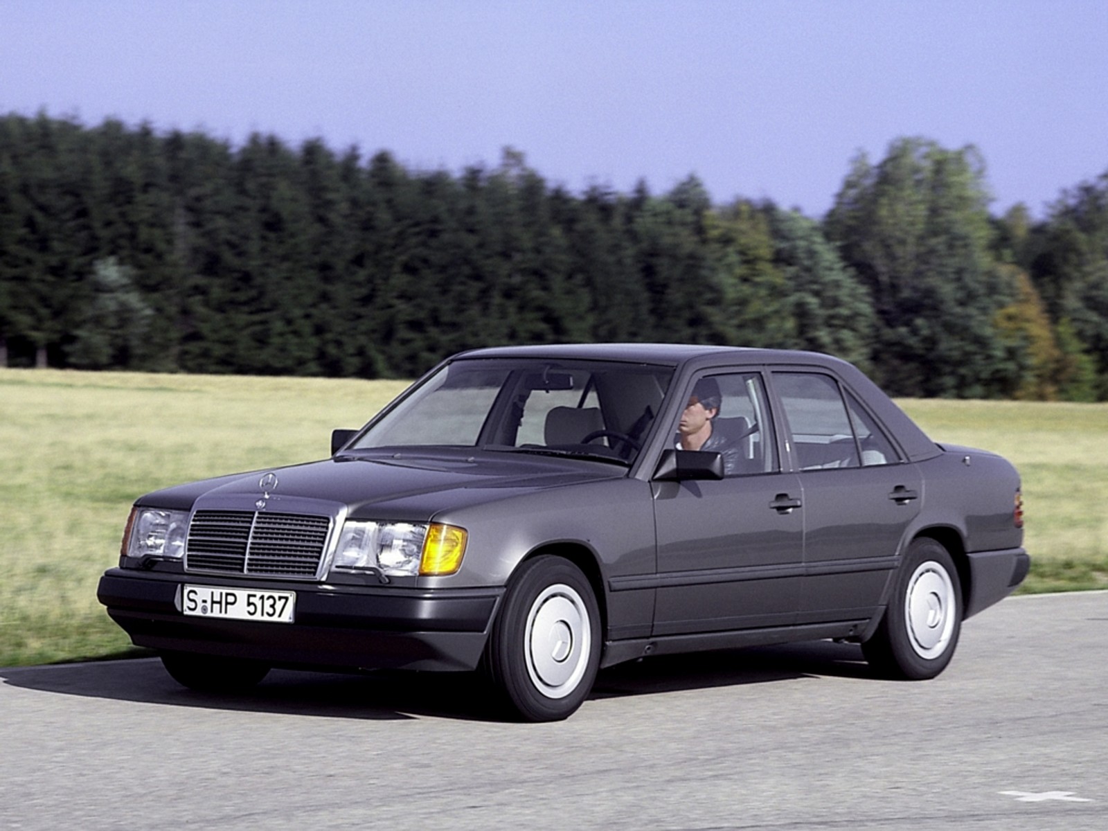 Mercedes-Benz E-class 200 D