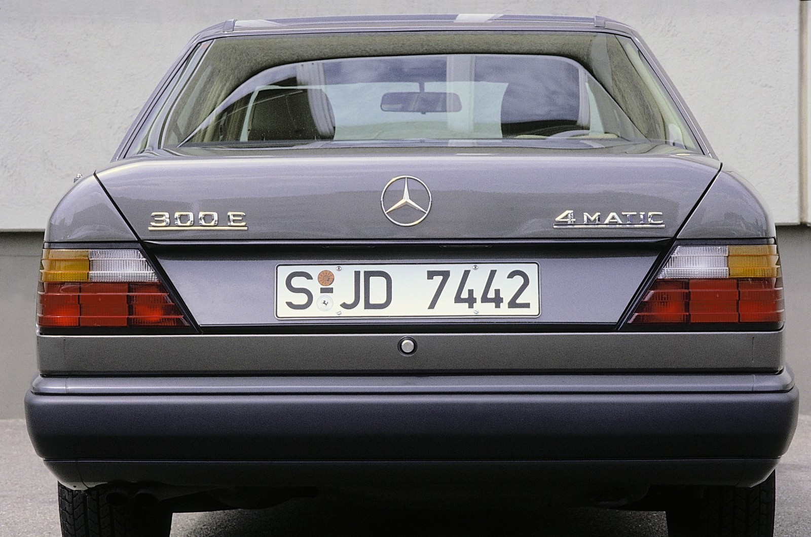 Mercedes-Benz E-class 300 E 4MATIC