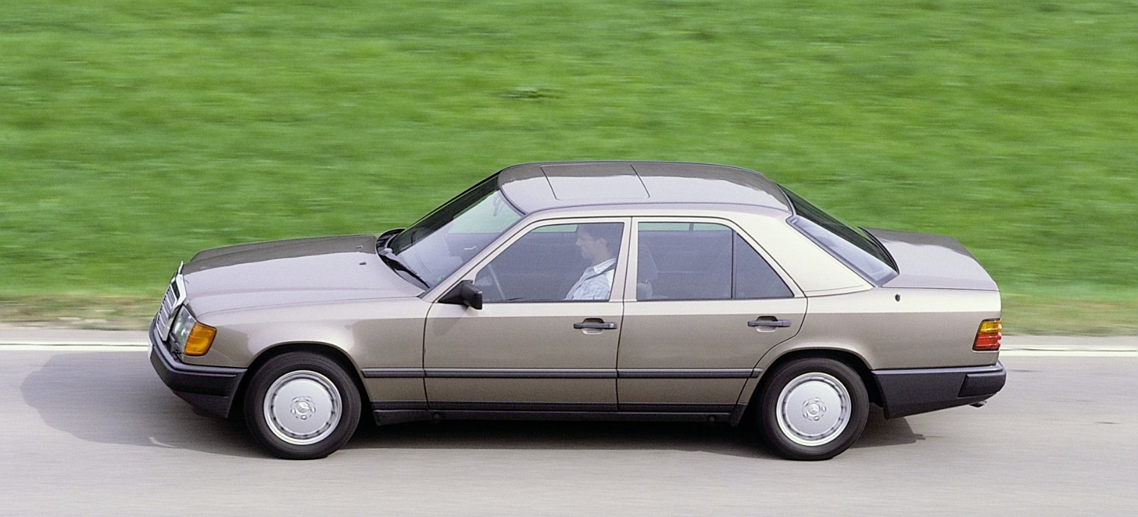 Mercedes-Benz E-class 300 D Turbo